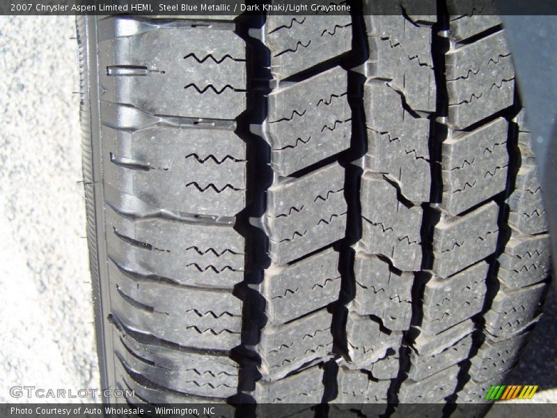 Steel Blue Metallic / Dark Khaki/Light Graystone 2007 Chrysler Aspen Limited HEMI