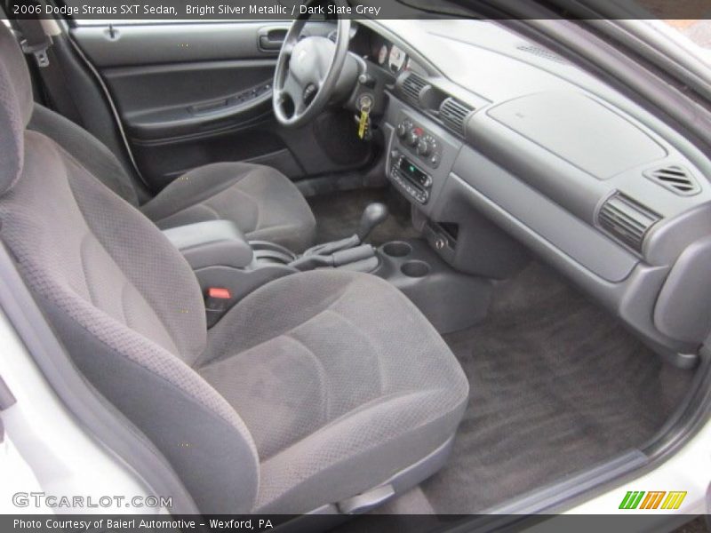 Bright Silver Metallic / Dark Slate Grey 2006 Dodge Stratus SXT Sedan