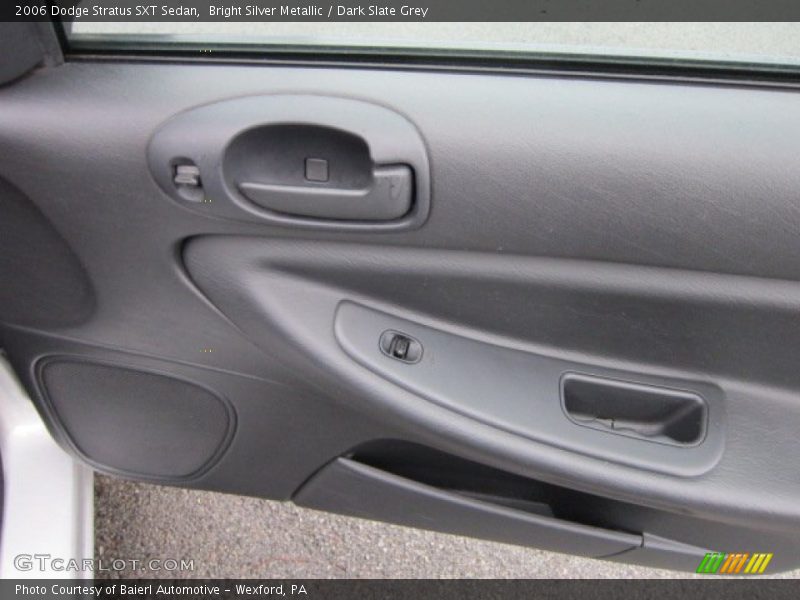 Bright Silver Metallic / Dark Slate Grey 2006 Dodge Stratus SXT Sedan