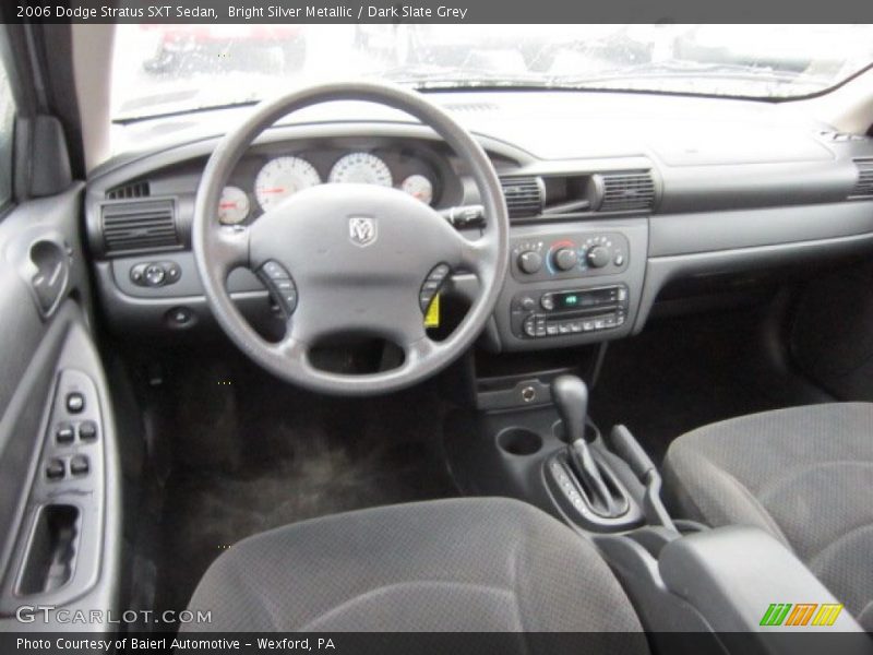 Bright Silver Metallic / Dark Slate Grey 2006 Dodge Stratus SXT Sedan