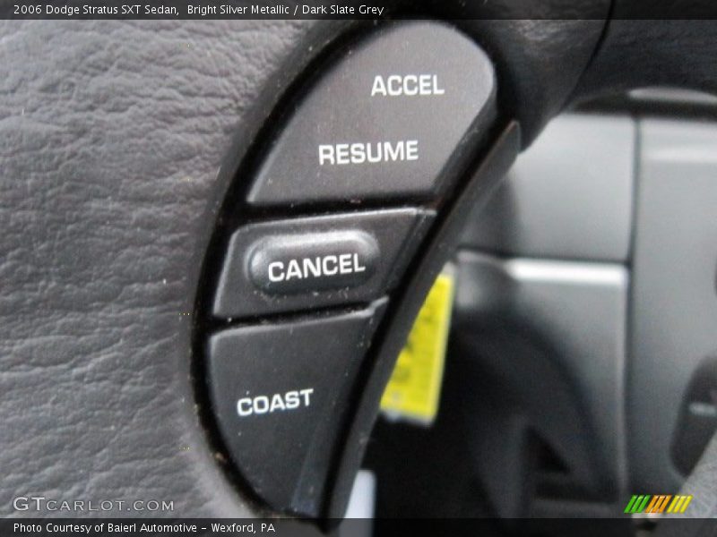 Bright Silver Metallic / Dark Slate Grey 2006 Dodge Stratus SXT Sedan