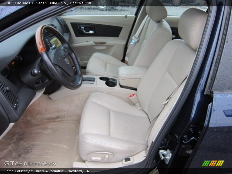  2005 CTS Sedan Light Neutral Interior