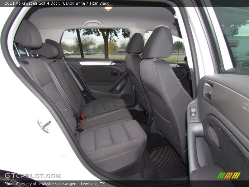 Candy White / Titan Black 2011 Volkswagen Golf 4 Door