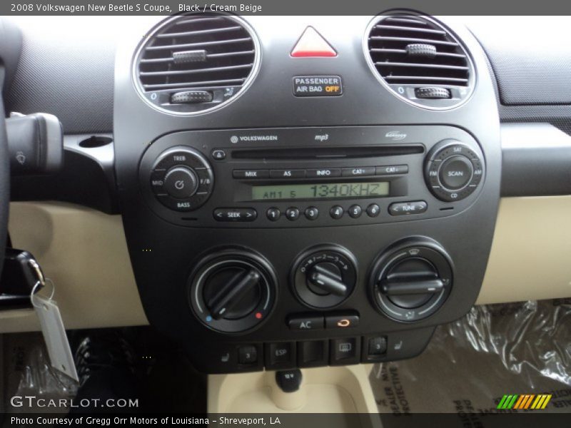 Black / Cream Beige 2008 Volkswagen New Beetle S Coupe