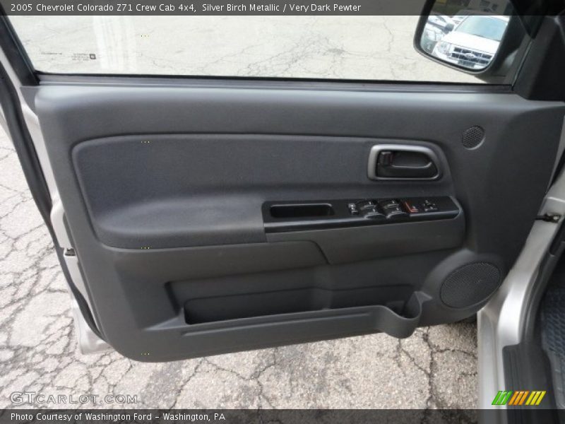 Silver Birch Metallic / Very Dark Pewter 2005 Chevrolet Colorado Z71 Crew Cab 4x4