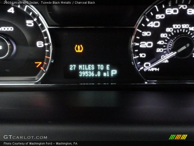 Tuxedo Black Metallic / Charcoal Black 2009 Lincoln MKS Sedan