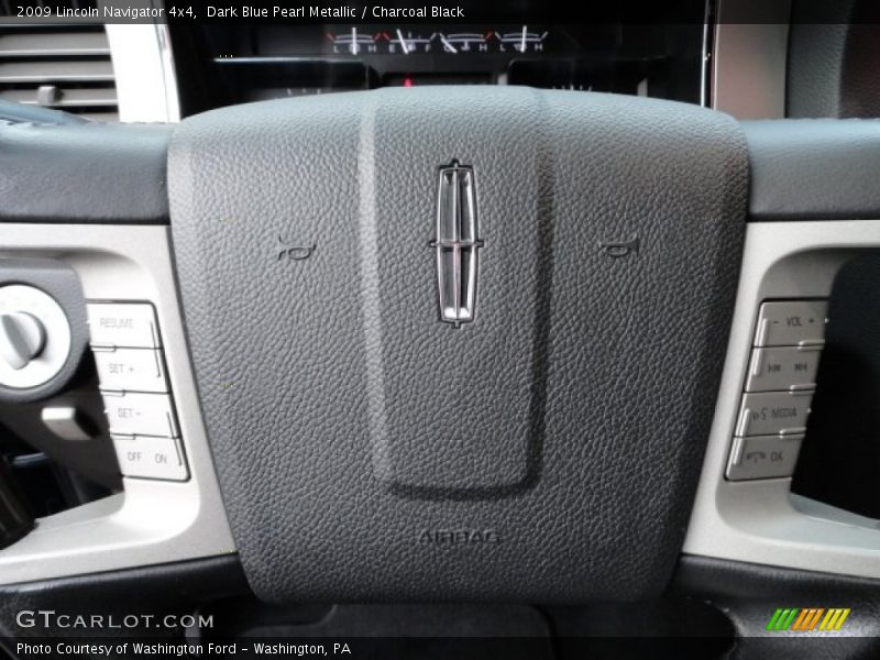 Dark Blue Pearl Metallic / Charcoal Black 2009 Lincoln Navigator 4x4