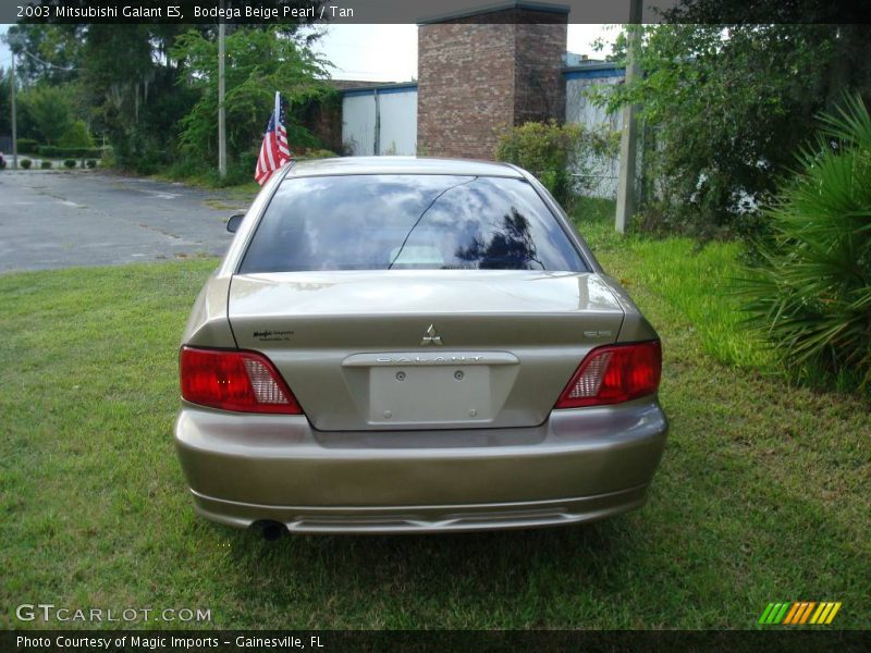 Bodega Beige Pearl / Tan 2003 Mitsubishi Galant ES