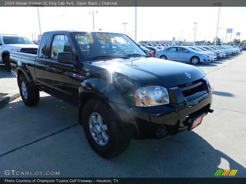 Super Black / Charcoal 2004 Nissan Frontier SC King Cab 4x4