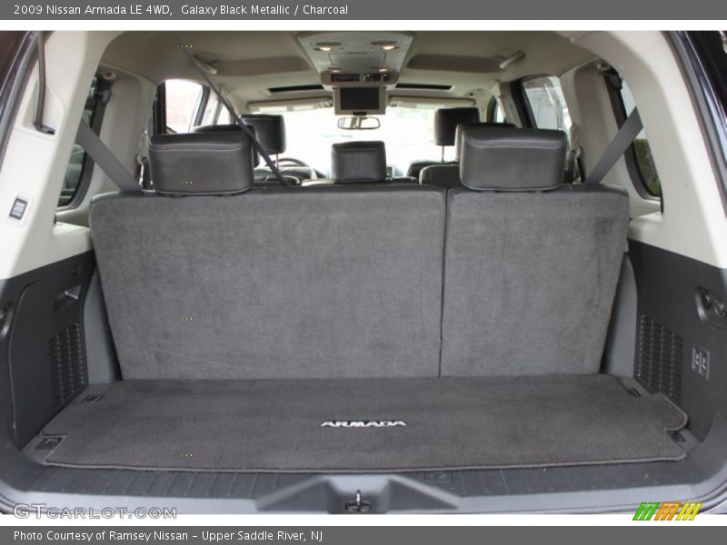 Galaxy Black Metallic / Charcoal 2009 Nissan Armada LE 4WD