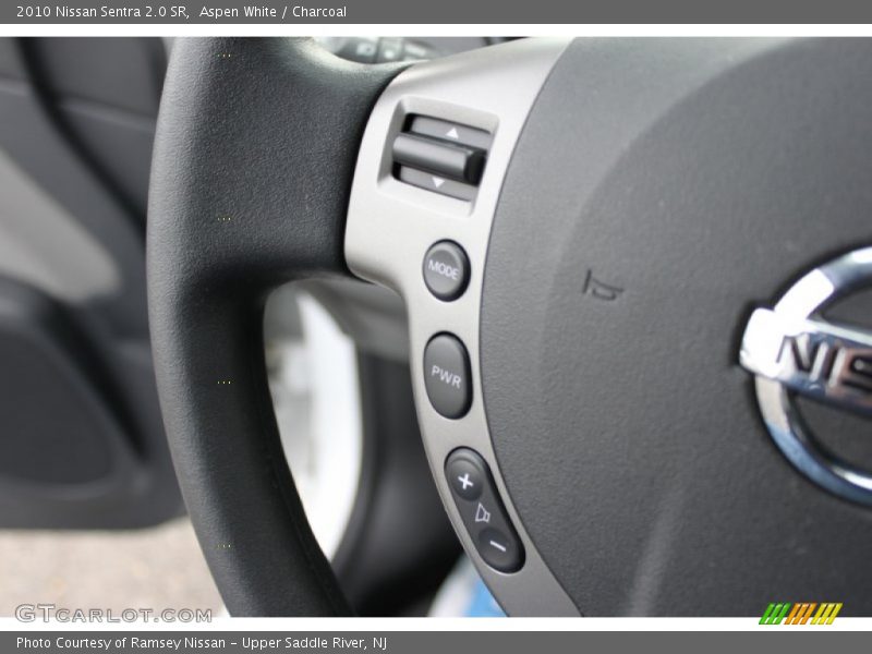 Aspen White / Charcoal 2010 Nissan Sentra 2.0 SR