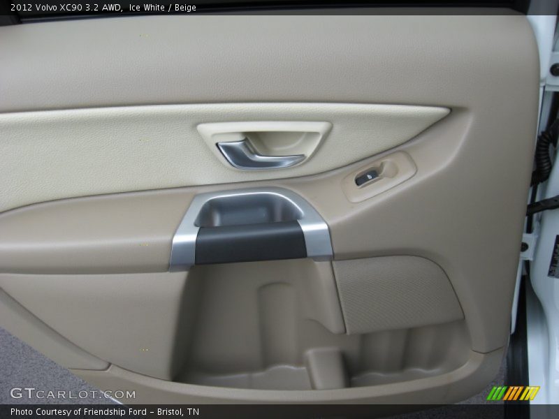 Ice White / Beige 2012 Volvo XC90 3.2 AWD