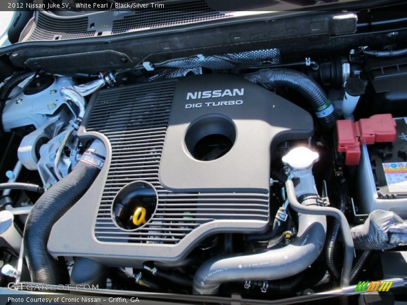 White Pearl / Black/Silver Trim 2012 Nissan Juke SV