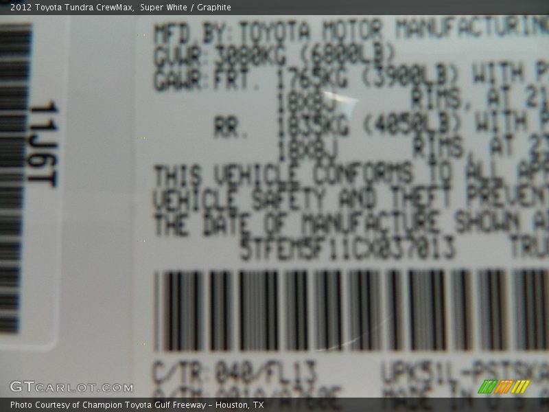 Super White / Graphite 2012 Toyota Tundra CrewMax