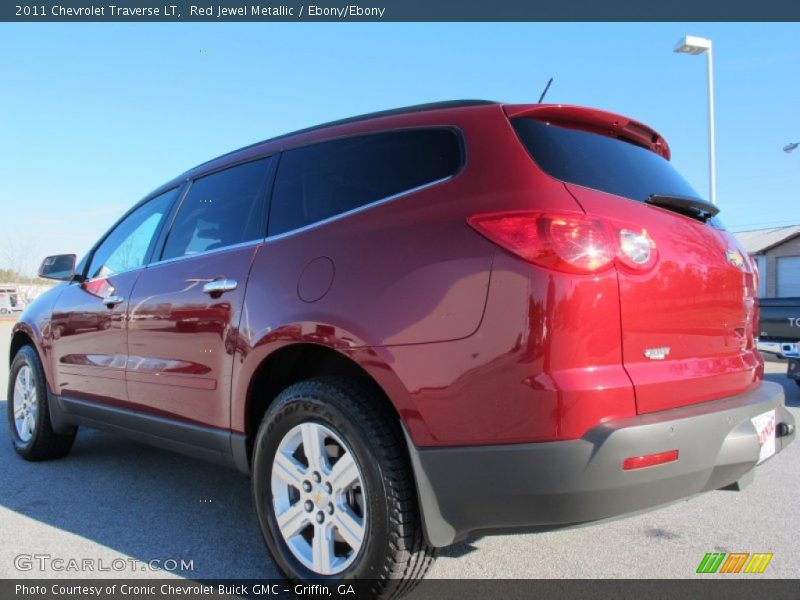 Red Jewel Metallic / Ebony/Ebony 2011 Chevrolet Traverse LT