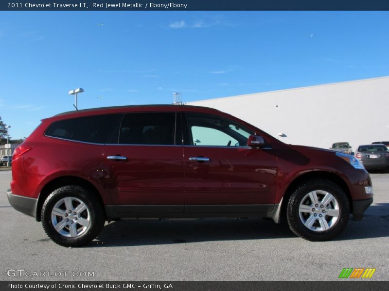 Red Jewel Metallic / Ebony/Ebony 2011 Chevrolet Traverse LT