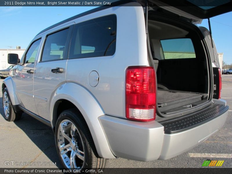 Bright Silver Metallic / Dark Slate Gray 2011 Dodge Nitro Heat