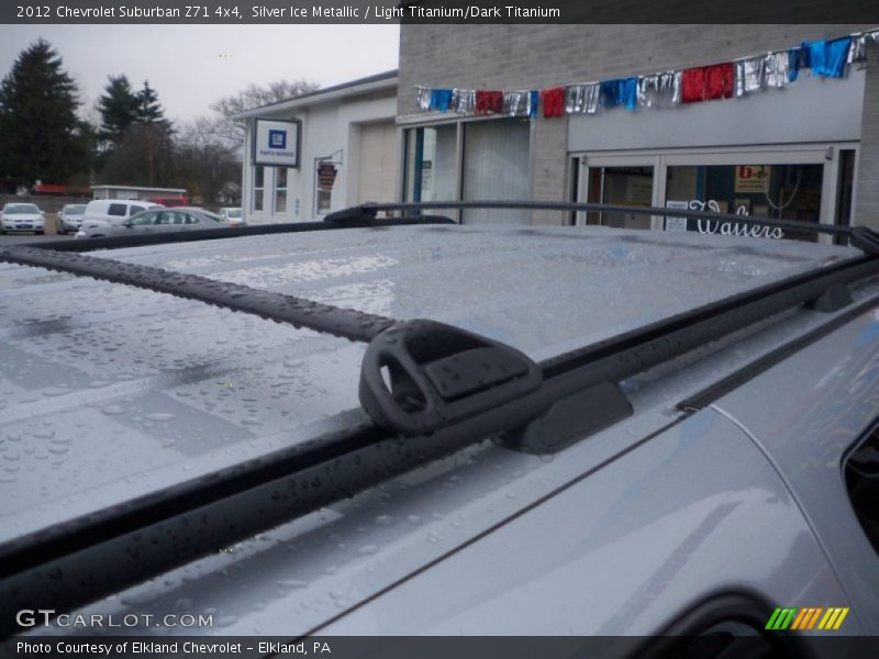 Silver Ice Metallic / Light Titanium/Dark Titanium 2012 Chevrolet Suburban Z71 4x4