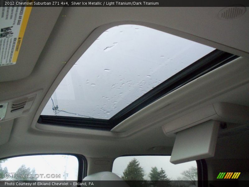 Silver Ice Metallic / Light Titanium/Dark Titanium 2012 Chevrolet Suburban Z71 4x4