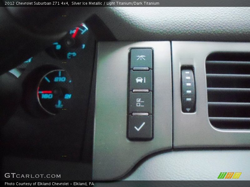 Silver Ice Metallic / Light Titanium/Dark Titanium 2012 Chevrolet Suburban Z71 4x4