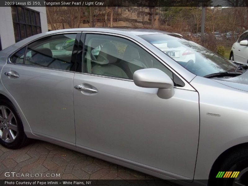 Tungsten Silver Pearl / Light Gray 2009 Lexus ES 350