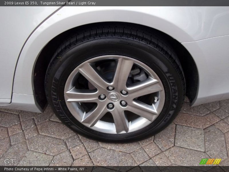 Tungsten Silver Pearl / Light Gray 2009 Lexus ES 350