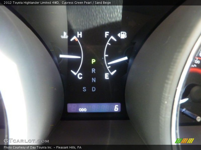 Cypress Green Pearl / Sand Beige 2012 Toyota Highlander Limited 4WD