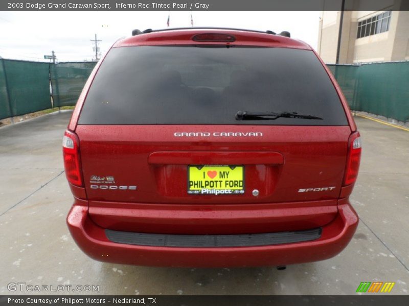 Inferno Red Tinted Pearl / Gray 2003 Dodge Grand Caravan Sport