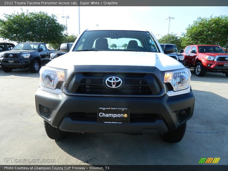 Super White / Graphite 2012 Toyota Tacoma Prerunner Access cab