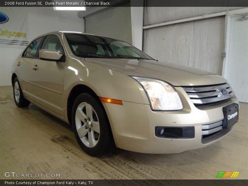 Dune Pearl Metallic / Charcoal Black 2008 Ford Fusion SE