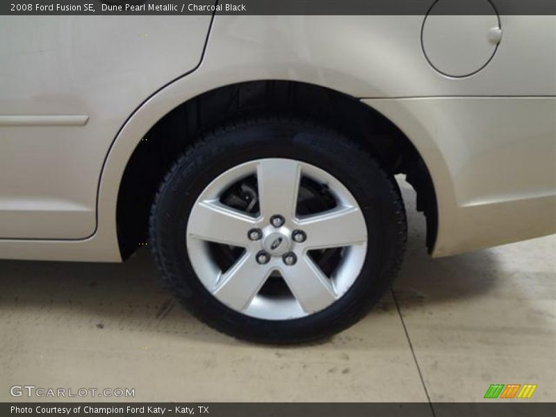 Dune Pearl Metallic / Charcoal Black 2008 Ford Fusion SE
