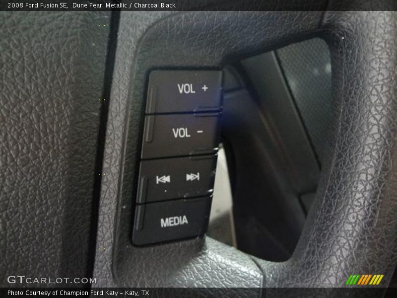 Dune Pearl Metallic / Charcoal Black 2008 Ford Fusion SE