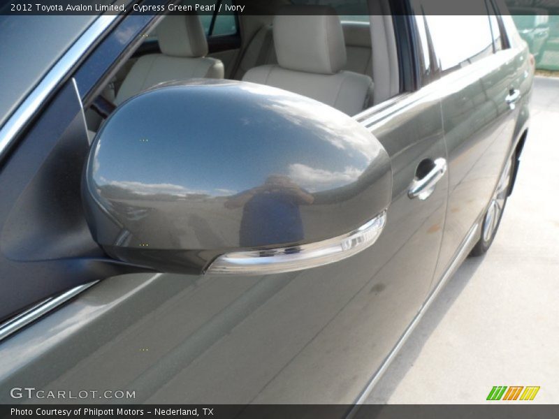 Cypress Green Pearl / Ivory 2012 Toyota Avalon Limited