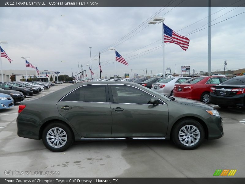 Cypress Green Pearl / Ivory 2012 Toyota Camry LE