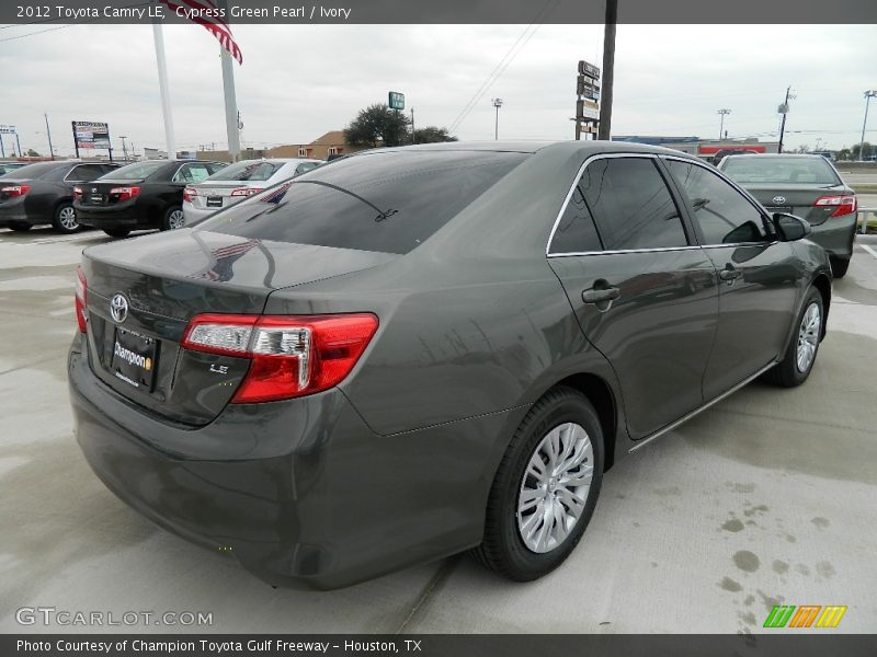 Cypress Green Pearl / Ivory 2012 Toyota Camry LE