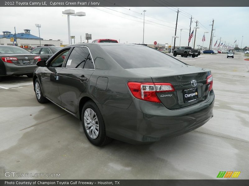 Cypress Green Pearl / Ivory 2012 Toyota Camry LE