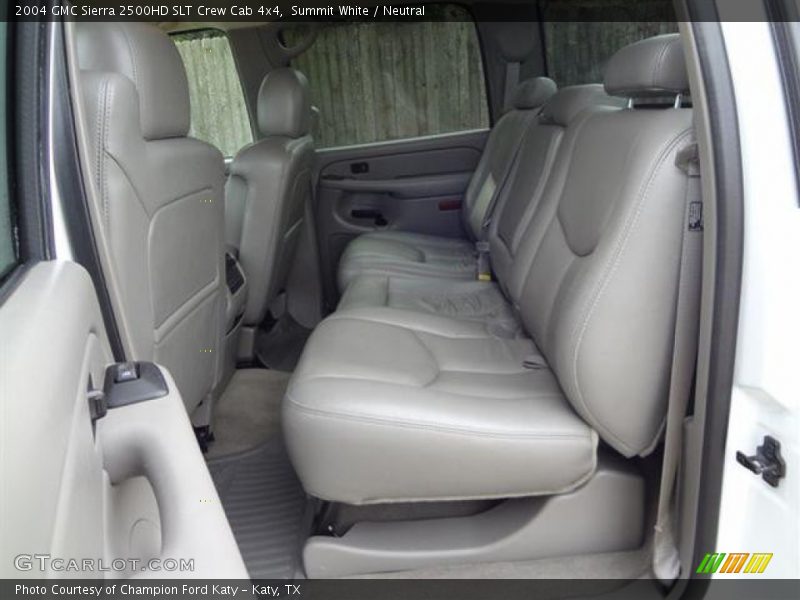 Summit White / Neutral 2004 GMC Sierra 2500HD SLT Crew Cab 4x4