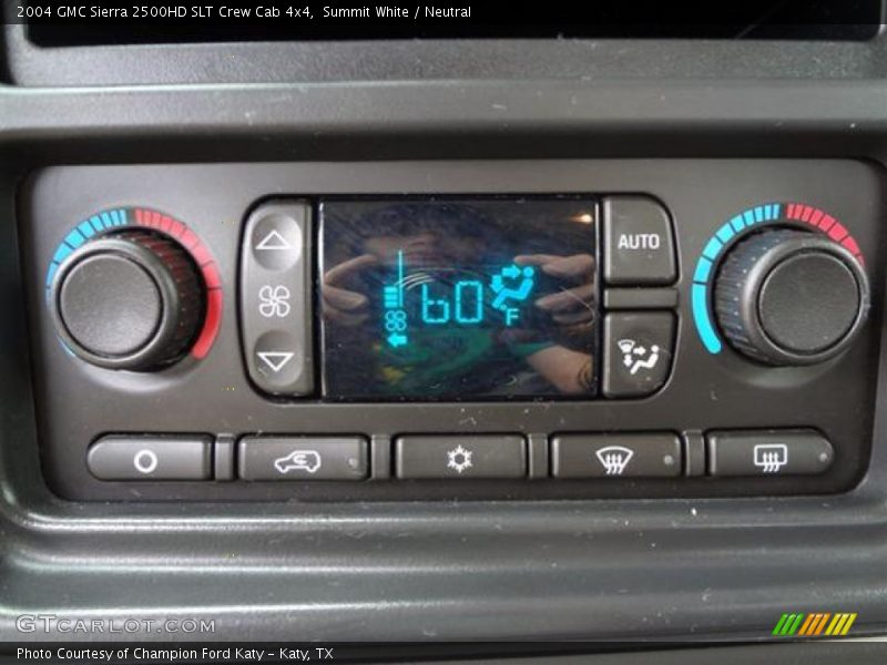 Summit White / Neutral 2004 GMC Sierra 2500HD SLT Crew Cab 4x4