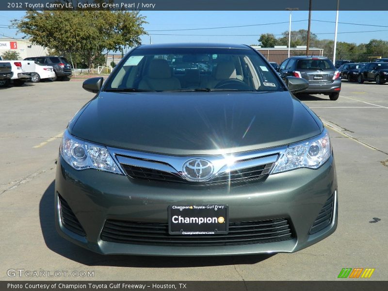 Cypress Green Pearl / Ivory 2012 Toyota Camry LE