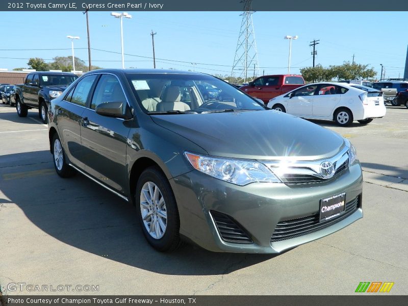 Cypress Green Pearl / Ivory 2012 Toyota Camry LE