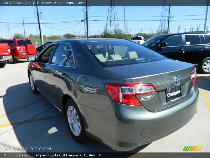 Cypress Green Pearl / Ivory 2012 Toyota Camry LE