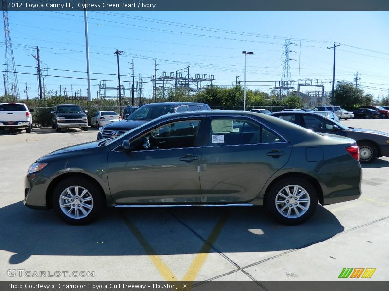 Cypress Green Pearl / Ivory 2012 Toyota Camry LE