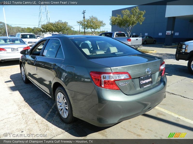 Cypress Green Pearl / Ivory 2012 Toyota Camry LE