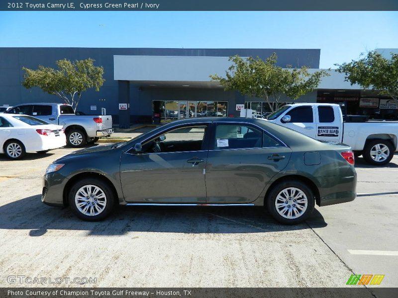 Cypress Green Pearl / Ivory 2012 Toyota Camry LE