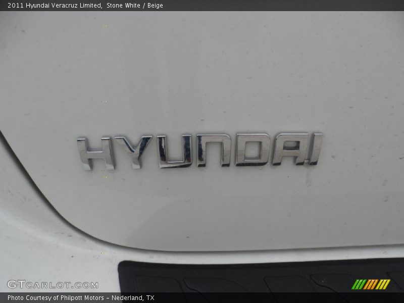 Stone White / Beige 2011 Hyundai Veracruz Limited