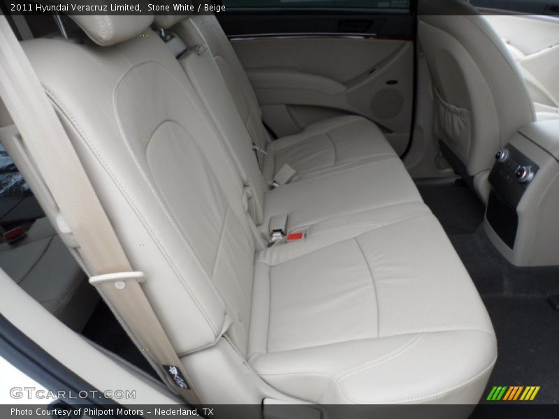 Stone White / Beige 2011 Hyundai Veracruz Limited