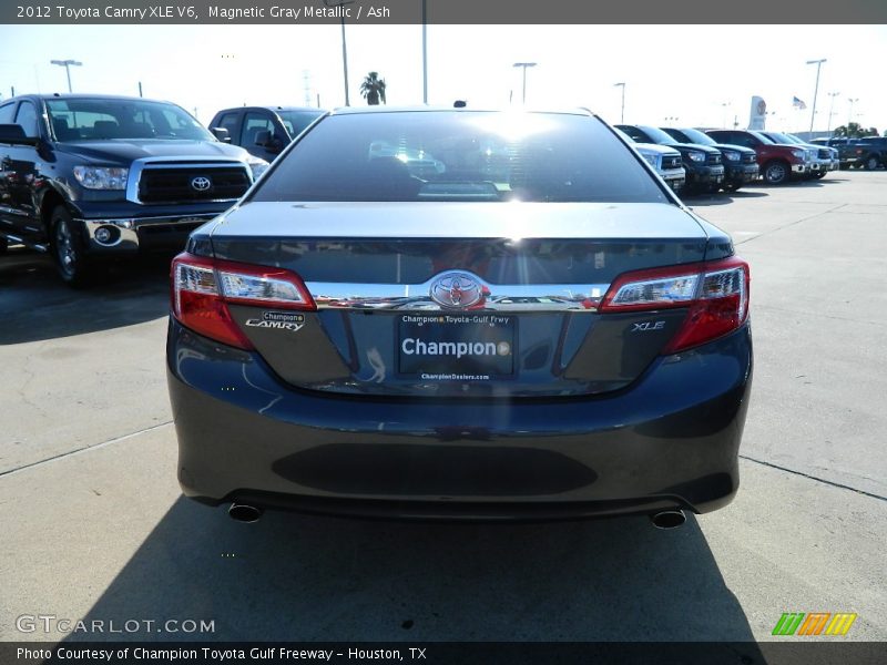 Magnetic Gray Metallic / Ash 2012 Toyota Camry XLE V6