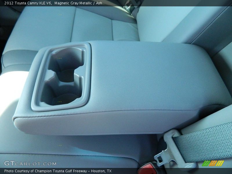 Magnetic Gray Metallic / Ash 2012 Toyota Camry XLE V6