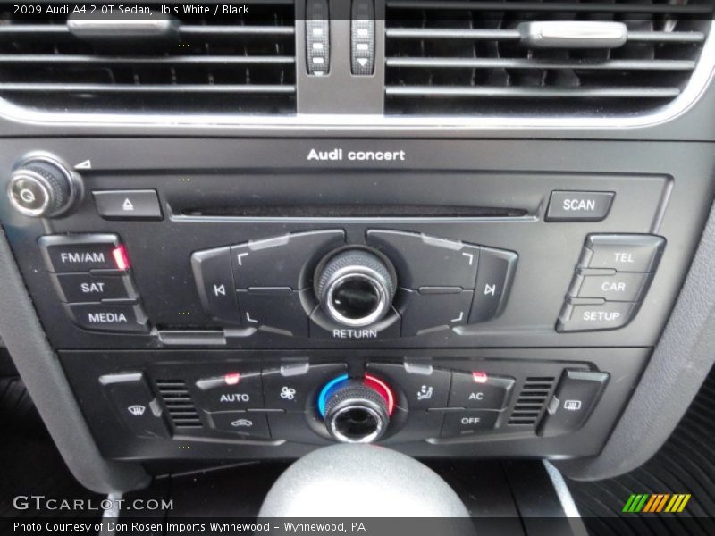 Ibis White / Black 2009 Audi A4 2.0T Sedan