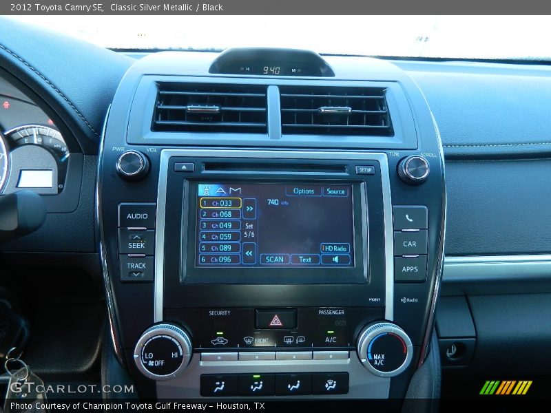 Classic Silver Metallic / Black 2012 Toyota Camry SE